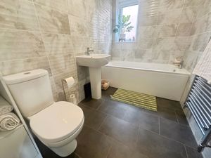 Photo 22- click for photo gallery